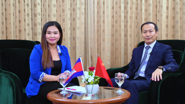 កិច្ចសម្ភាសជាមួយ លោកនាយករងក្រុមហ៊ុន C&C Printing (China Commercial United Printing)